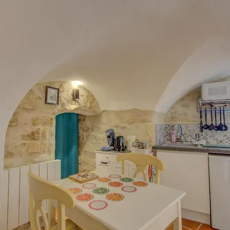 Apartment Le Studio, *